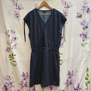 Banana Republic Navy Patterned Sleeveless Cinched Waist Dress